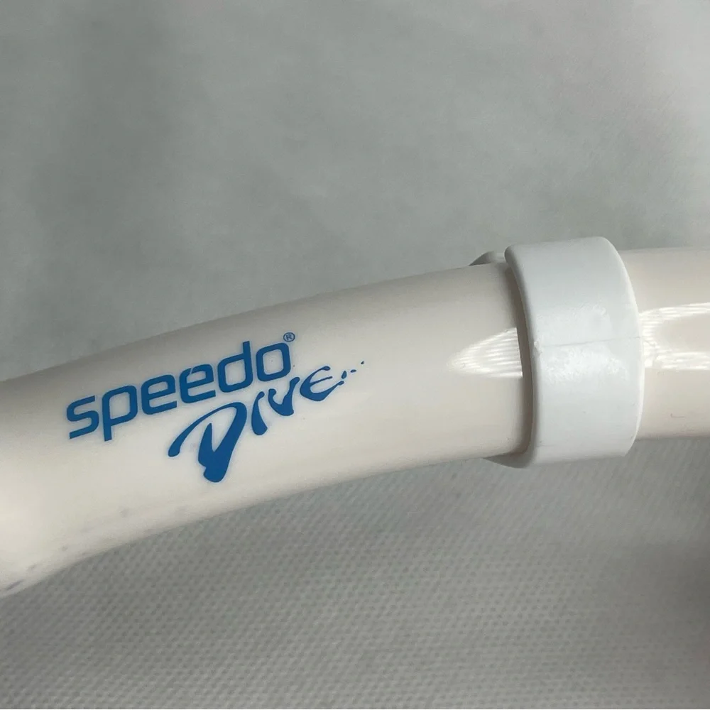 Speedo Jr. Adventure Dive Mask and Matching Snorkel with Clip Set White Clear